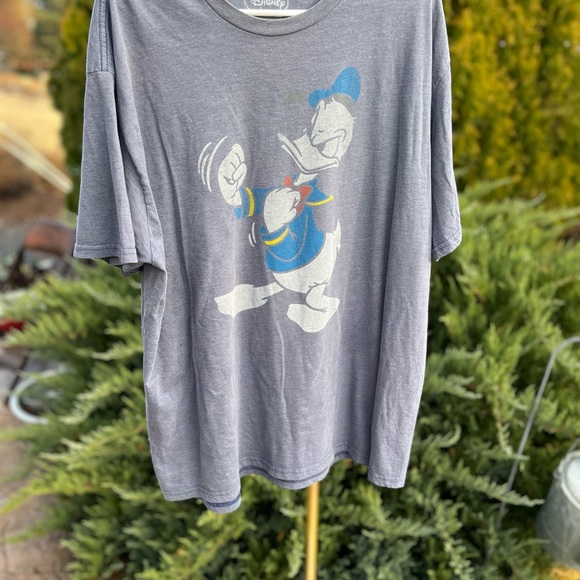 Mens (Xl) DISNEY DONALD DUCK GRAY SHORT SLEEVED SHIRT - Picture 2 of 6